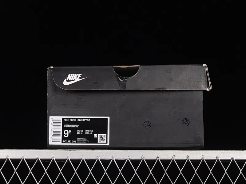 All categories Nk SB Dunk series Nk SB Dunk Low low-top sneakers Nk SB Dunk Low SB smashed backboard fashion casual sneakers DD1391-101